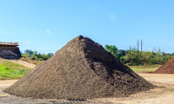 Black Dirt Delivery in Palm City