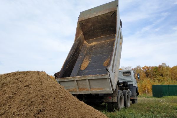 Topsoil Delivery in Palm City