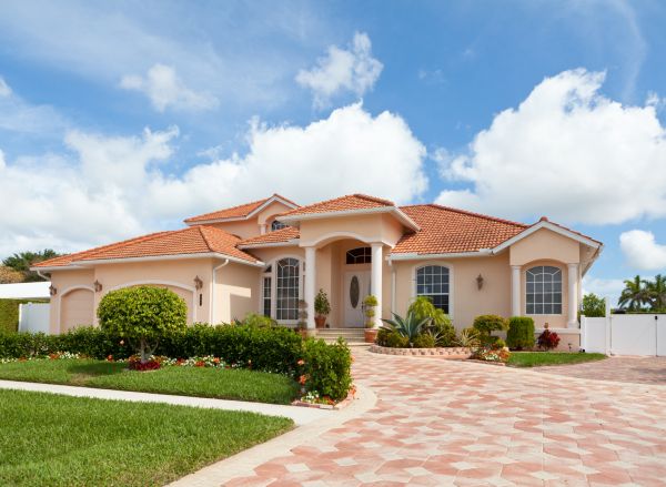 Landscape Curb Appeal Service in Palm City