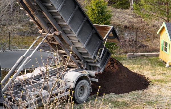 Yard Soil Delivery in Palm City