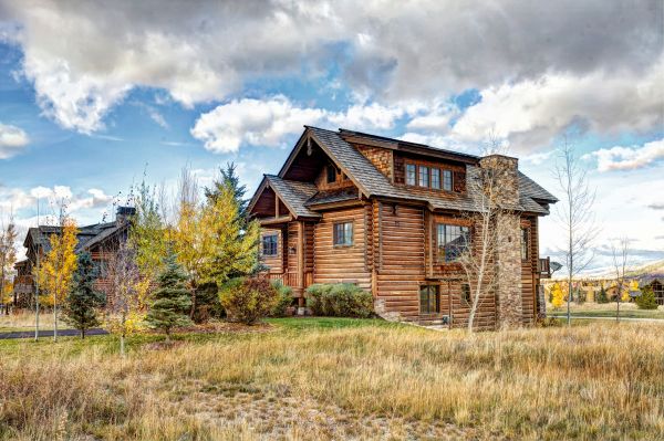 Cabin Landscaping in Palm City